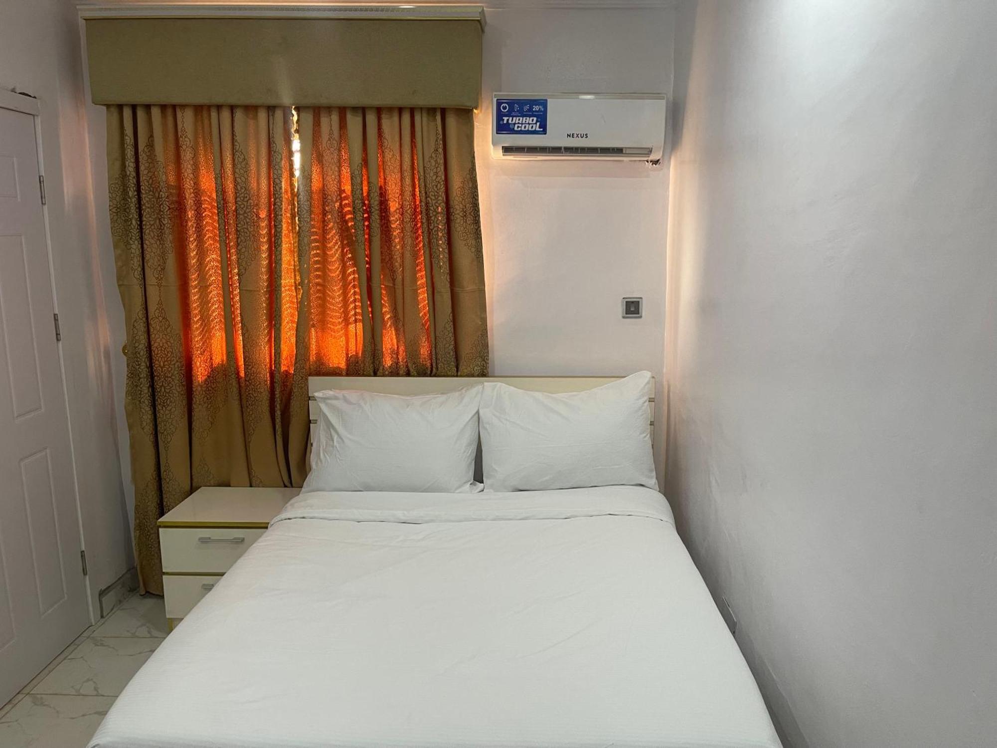 White Gold Hotel Ikeja Dış mekan fotoğraf