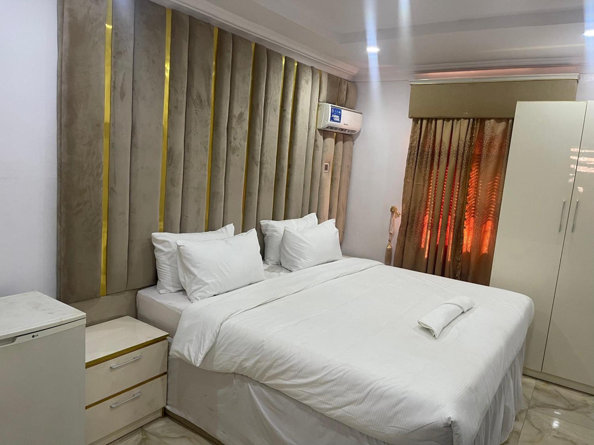 White Gold Hotel Ikeja Dış mekan fotoğraf